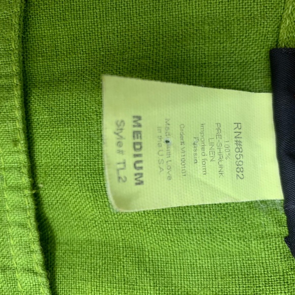 Liz & Jane Medium Tank Linen Green Boutique Heart - Picture 6 of 6